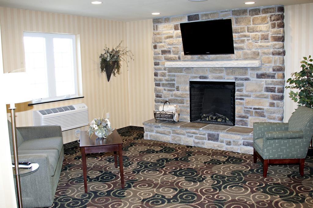 Cobblestone Inn & Suites - Langdon Exteriör bild